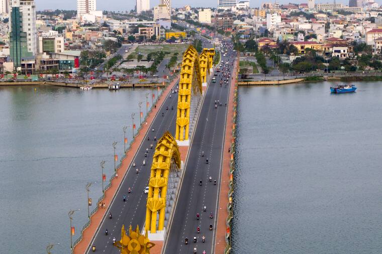 The Dragon Bridge over the Han River, Da Nang